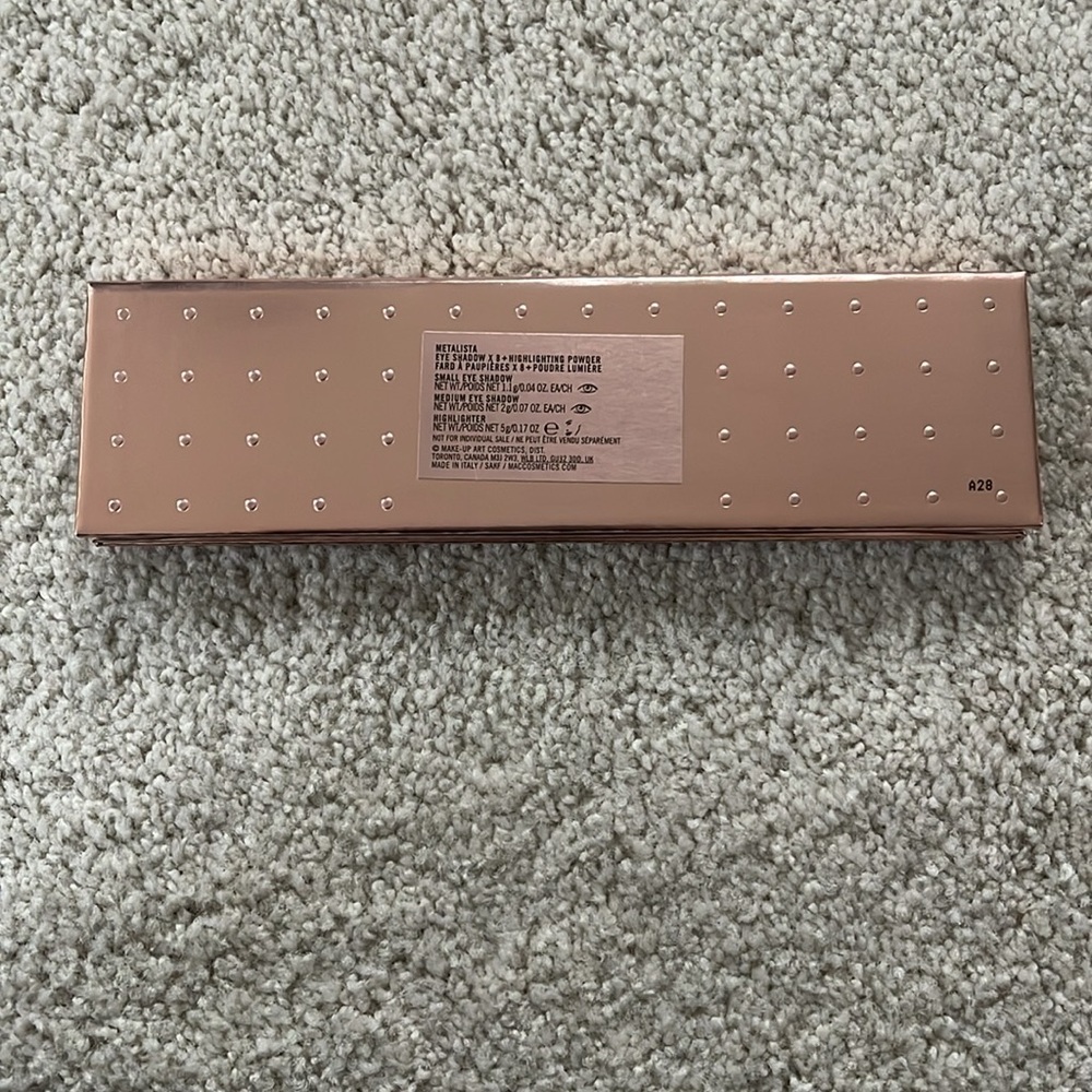 MAC Cosmetics Metalista Eyeshadow Palette - Picture 4 of 4